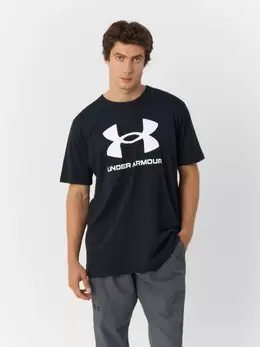 Under Armour: Чёрная футболка 