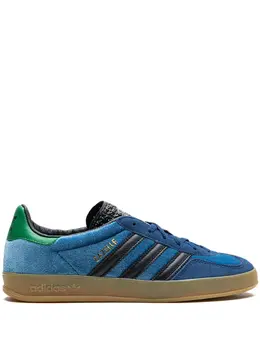 adidas: Синие кроссовки  Gazelle Indoor