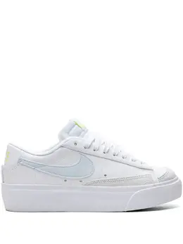 Nike: Белые кроссовки  Blazer Low