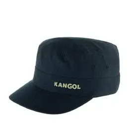 Kangol: Тёмная кепка 