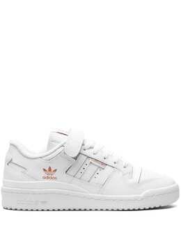 adidas: Белые кроссовки  Forum