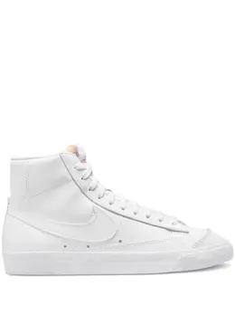 Nike: Белые кроссовки  Blazer Mid 77