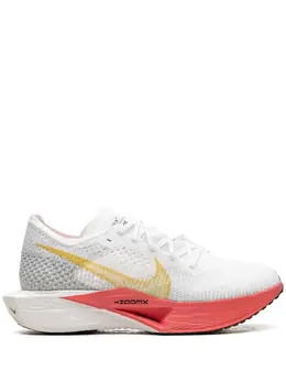 Nike: Белые кроссовки 