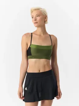 Adidas: Зелёный бюстгальтер  Karlie Kloss