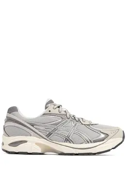 ASICS: Кроссовки 