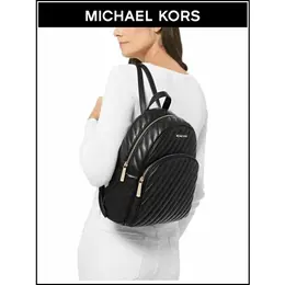 MICHAEL KORS: Чёрный рюкзак 