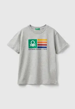 United Colors of Benetton: Серая футболка 