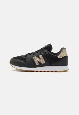 New Balance: Чёрные кроссовки 