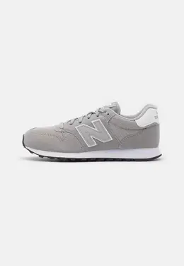 New Balance: Серые кроссовки  500