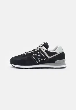 New Balance: Чёрные кроссовки  574