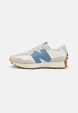 New Balance: Серые кроссовки  327