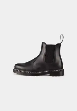 Dr. Martens: Чёрные ботинки 