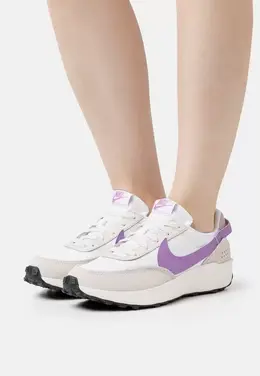 Nike: Белые кроссовки  Waffle