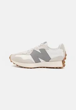 New Balance: Серые кроссовки  327