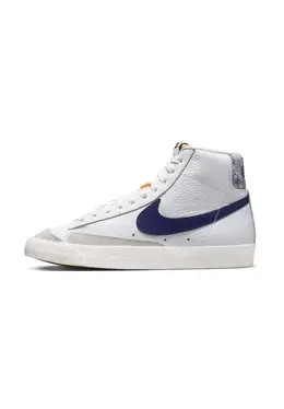 Nike: Белые кеды  Blazer Mid 77