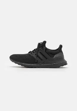 Adidas: Чёрные кроссовки  UltraBoost