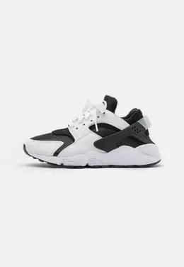 Nike: Чёрные кроссовки  Air Huarache