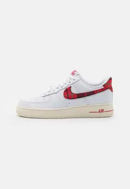 Nike: Белые кеды  Air Force 1