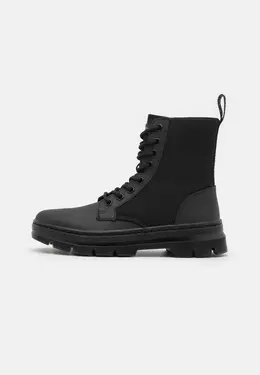 Dr. Martens: Чёрные ботинки 