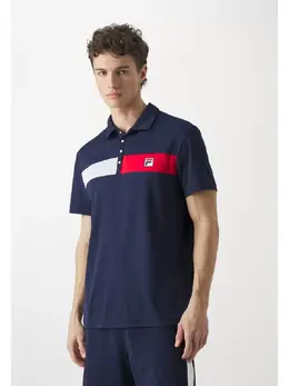 FILA: Красная футболка 