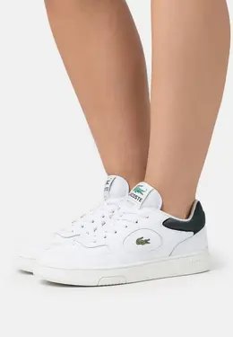 Lacoste: Белые кеды 