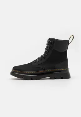 Dr. Martens: Чёрные ботинки 