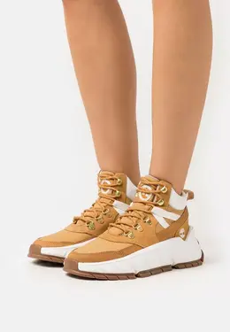 Timberland: Чёрные ботинки 