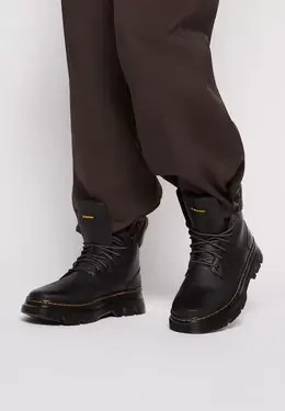 Dr. Martens: Чёрные ботинки 