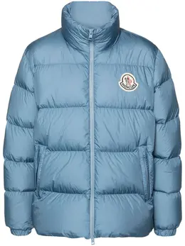 Moncler: Голубая куртка 