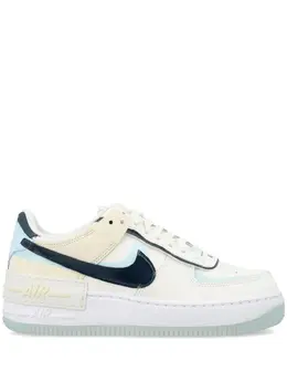 Nike: Белые кроссовки  Air Force 1