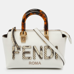 Fendi: Белая сумка  By The Way