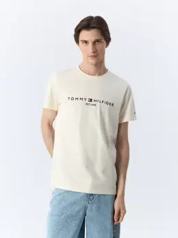 Tommy Hilfiger: Бежевая футболка 