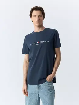 Tommy Hilfiger: Синяя футболка 