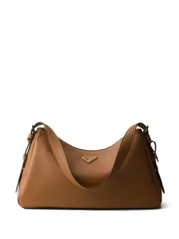 Prada: Коричневая сумка 