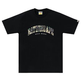 A BATHING APE: Чёрная футболка 