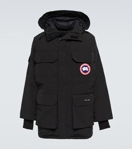 Canada Goose: Чёрный пуховик 