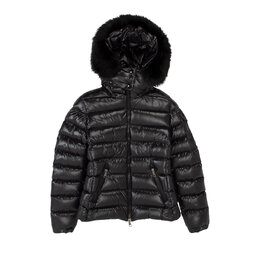 Moncler: Чёрная куртка 