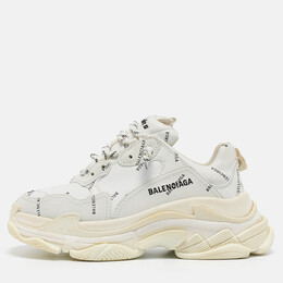 Balenciaga: Белые кроссовки  Triple S