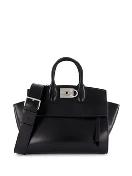 Ferragamo: Чёрная сумка  Studio