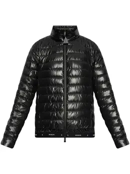 Moncler: Чёрная куртка 