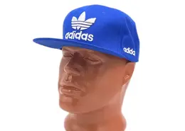 Adidas: Синяя кепка 