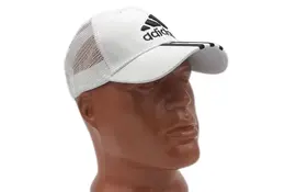 Adidas: Белая кепка 