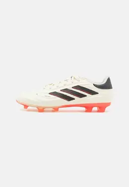 Adidas: Белые кроссовки 