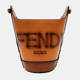 Fendi: Коричневая сумка 