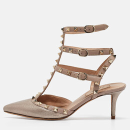 Valentino: Розовые туфли  Rockstud