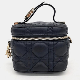 Dior: Чёрная сумка 