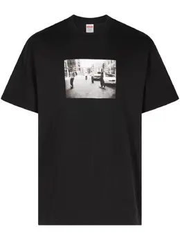 Supreme: Чёрная футболка 