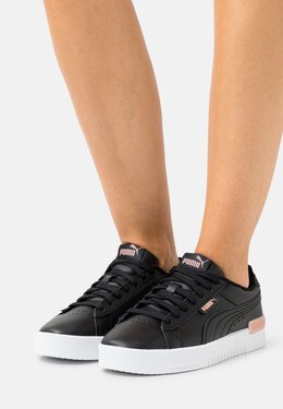 PUMA: Чёрные кроссовки 