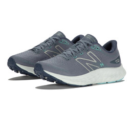 New Balance: Серые кроссовки  Fresh Foam