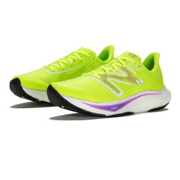 New Balance: Зелёные кроссовки  FuelCell